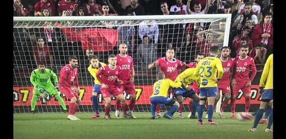 דמארי ואייזן אינם חלק מהחומה // צילום: איגוד השופטים